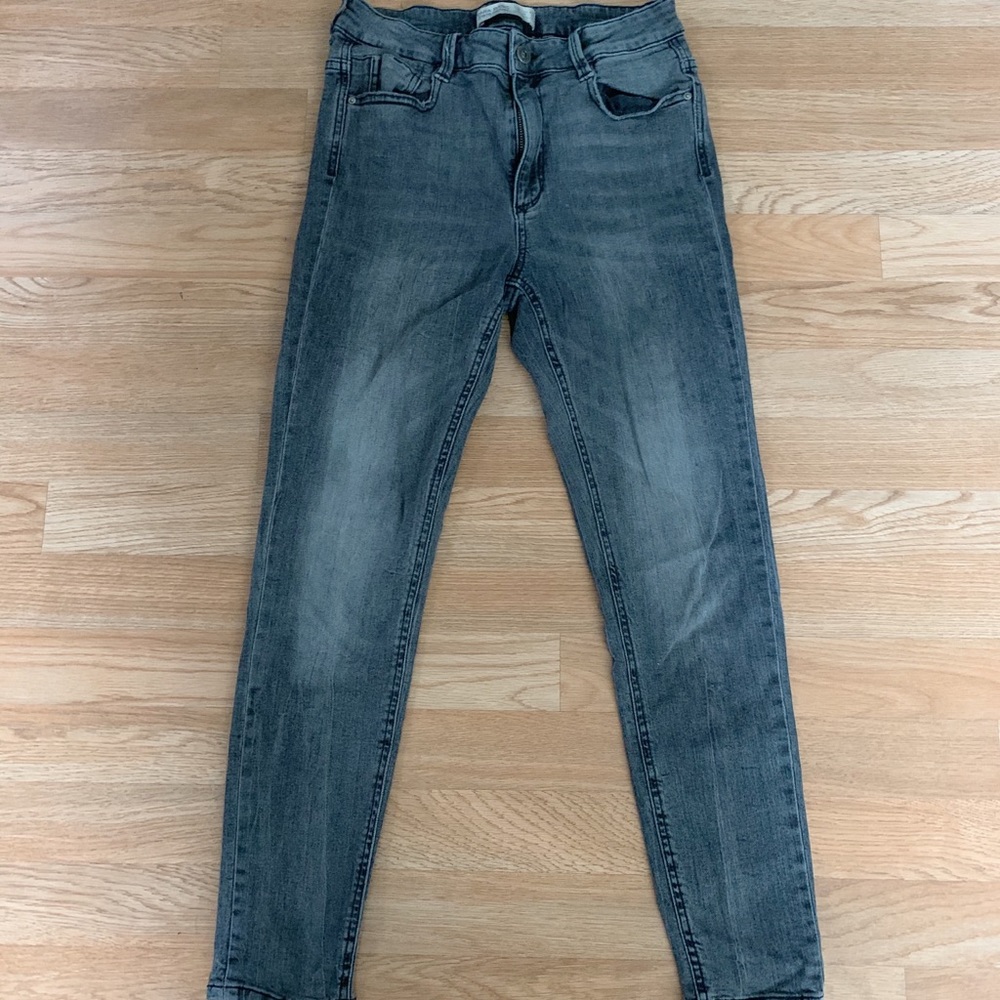 Zara Basic Denim Women’s Jeans